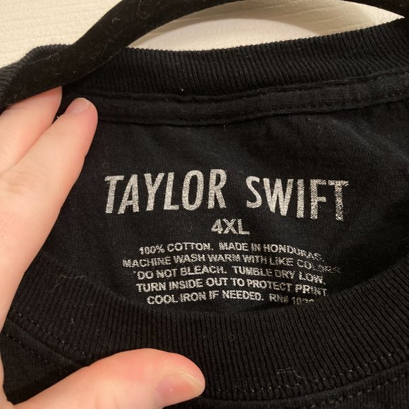 Taylor Swift I'm Feeling 2022 Shirt Long Sleeve Plus Size Size 4XL Black - Picture 2 of 3